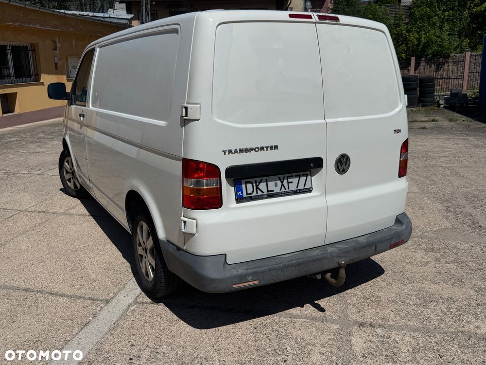 Volkswagen Transporter T5 - 6