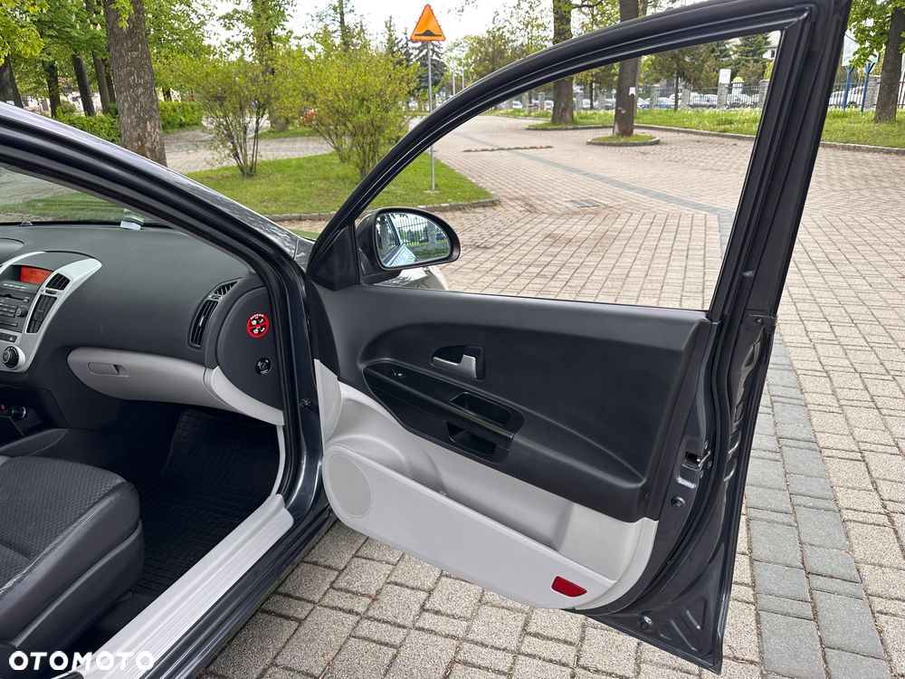 Kia Ceed 1.6 CVVT LX - 22