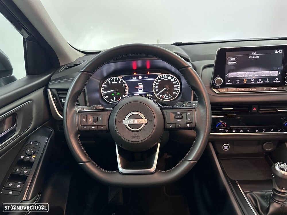 Nissan Qashqai 1.3 DIG-T Acenta LED+R - 17