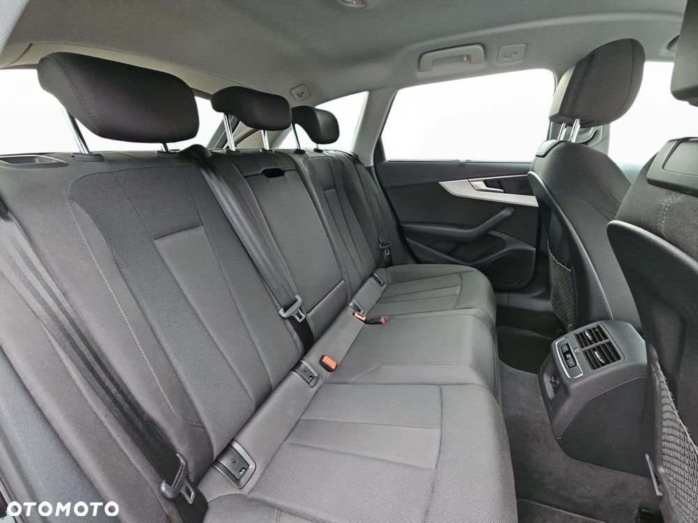 Audi A4 Allroad - 26