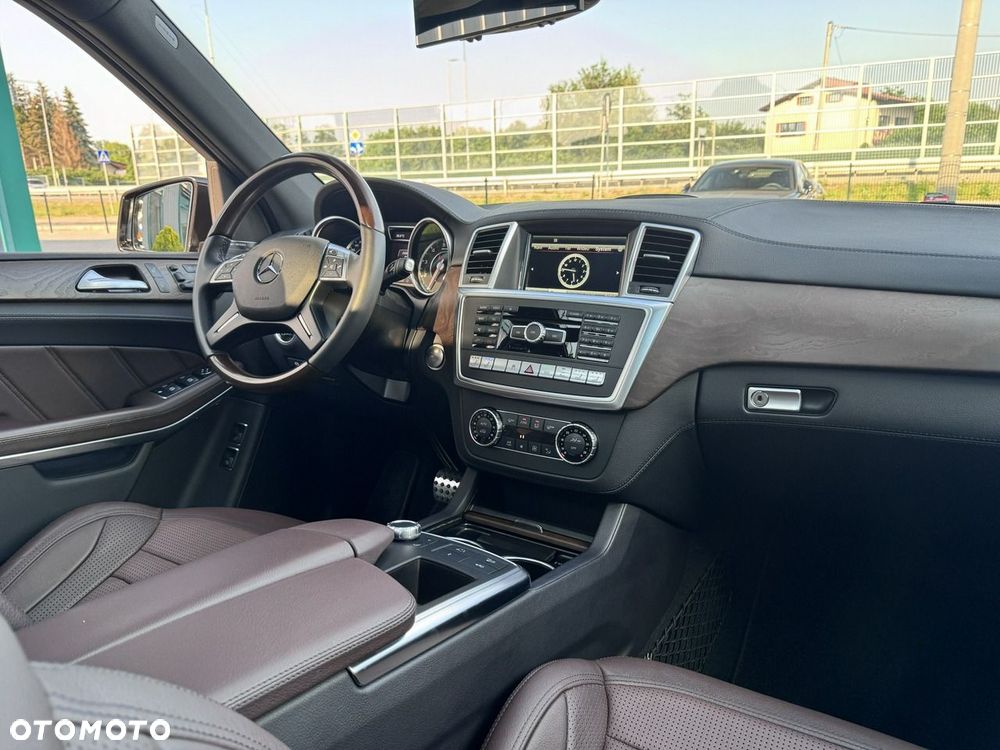 Mercedes-Benz GL 63 AMG 4Matic AMG Speedshift Plus 7G-TRONIC - 19