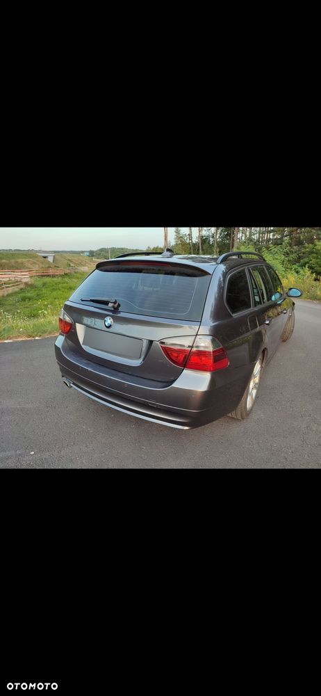 BMW Seria 3 320d - 5