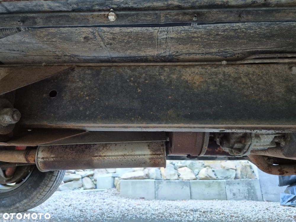 Land Rover Range Rover - 25