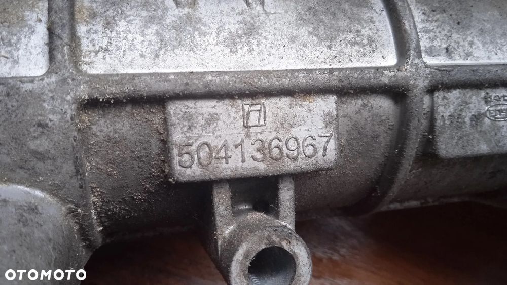 Chłodnica spalin zawór EGR Iveco Daily 35C18 504136967 kolektor wydechowy 504073822 - 2