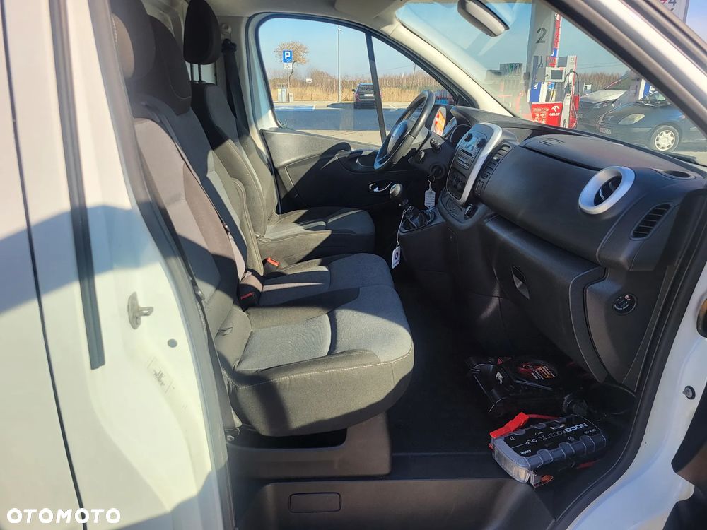 Opel Vivaro - 33