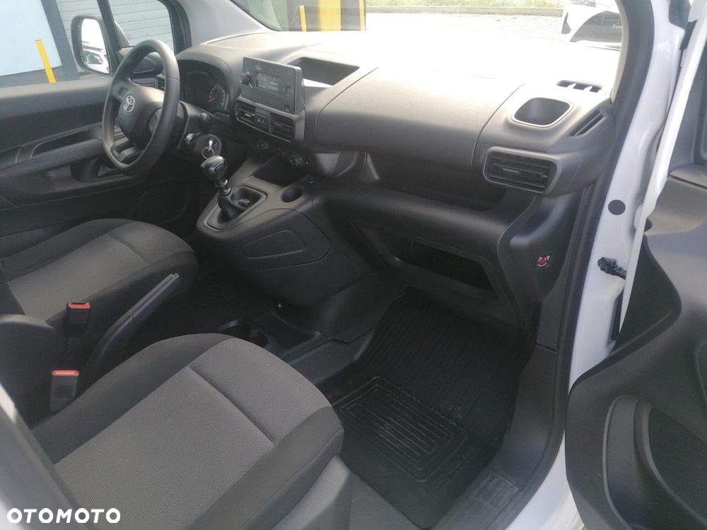 Toyota PROACE CITY - 9