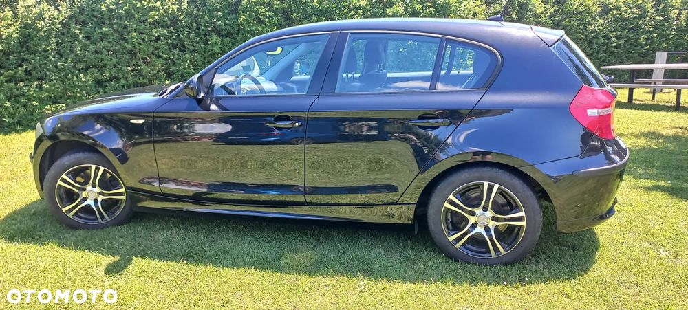 BMW Seria 1 118d - 8