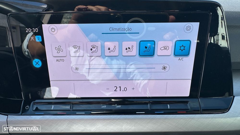 VW Golf Variant 1.0 eTSI Life DSG - 24