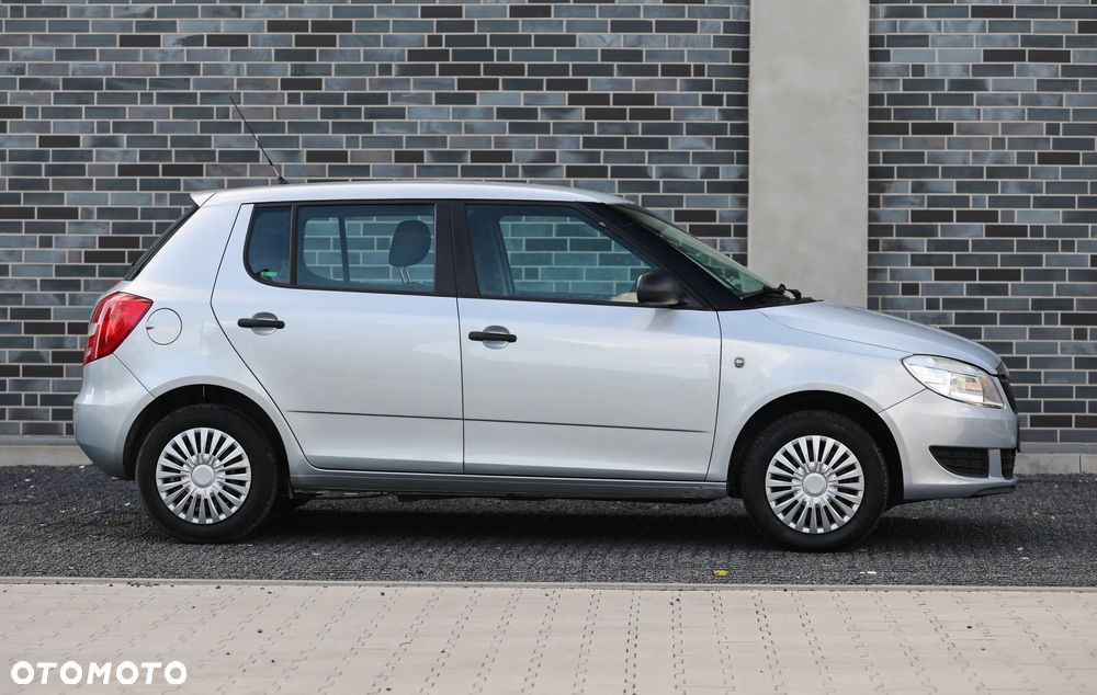 Skoda Fabia - 4