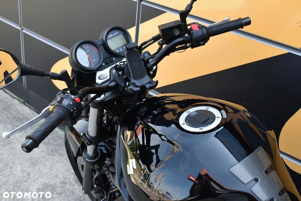 Suzuki Bandit - 12