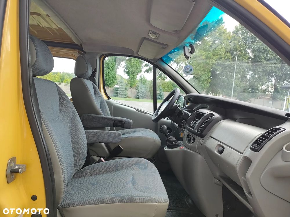 Renault Trafic brygadówka - 17