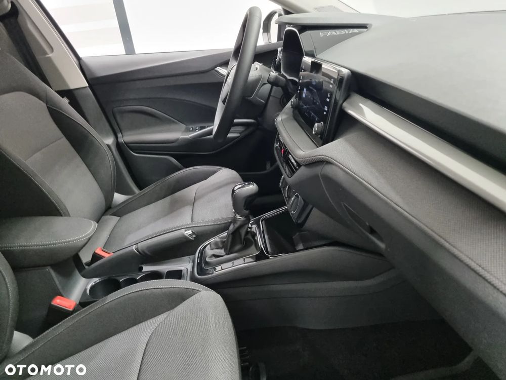 Skoda Fabia 1.0 TSI Drive DSG - 15