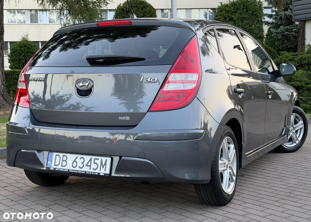 Hyundai i30 1.4 FIFA WM Edition - 3