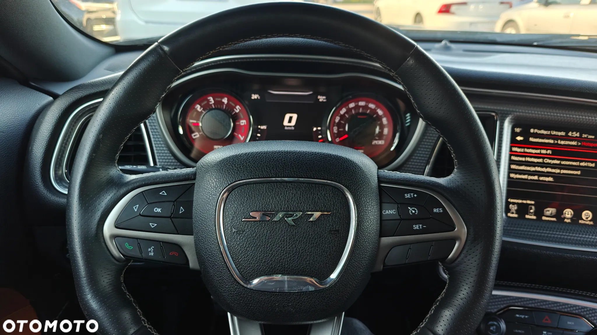 Dodge Challenger - 24