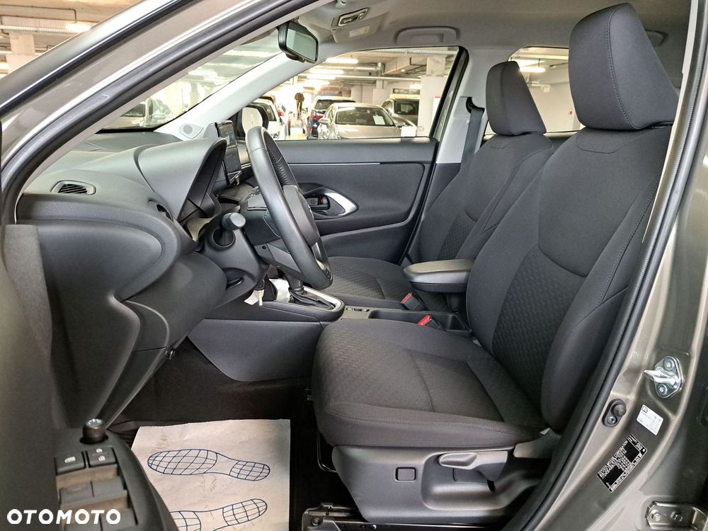 Toyota Yaris Cross Hybrid 1.5 Comfort - 12