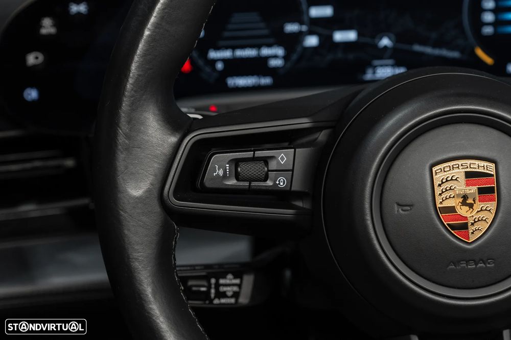 Porsche Taycan 4S Bateria Performance Plus - 11