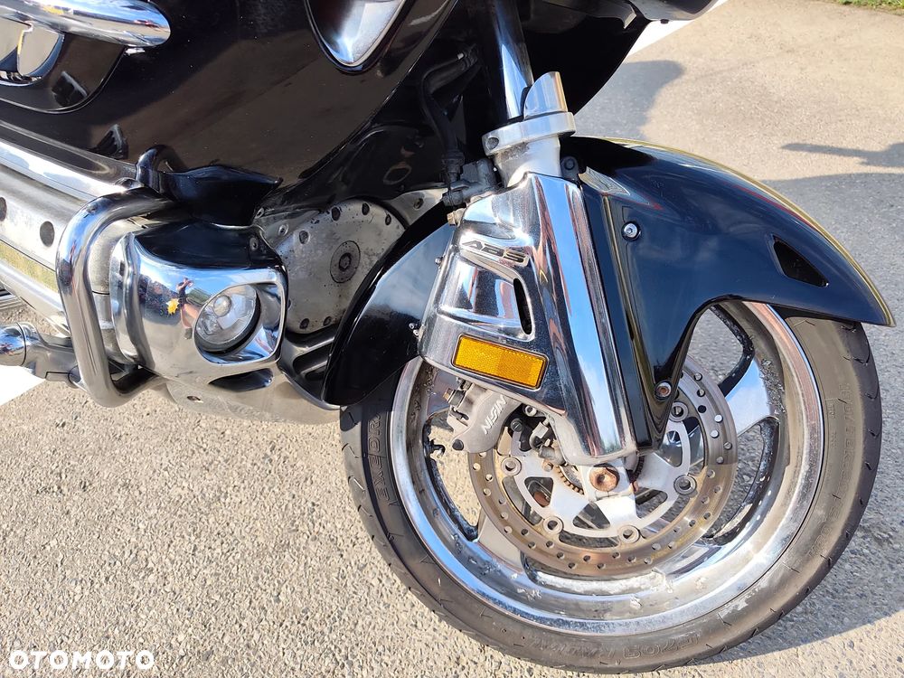 Honda GL - 33