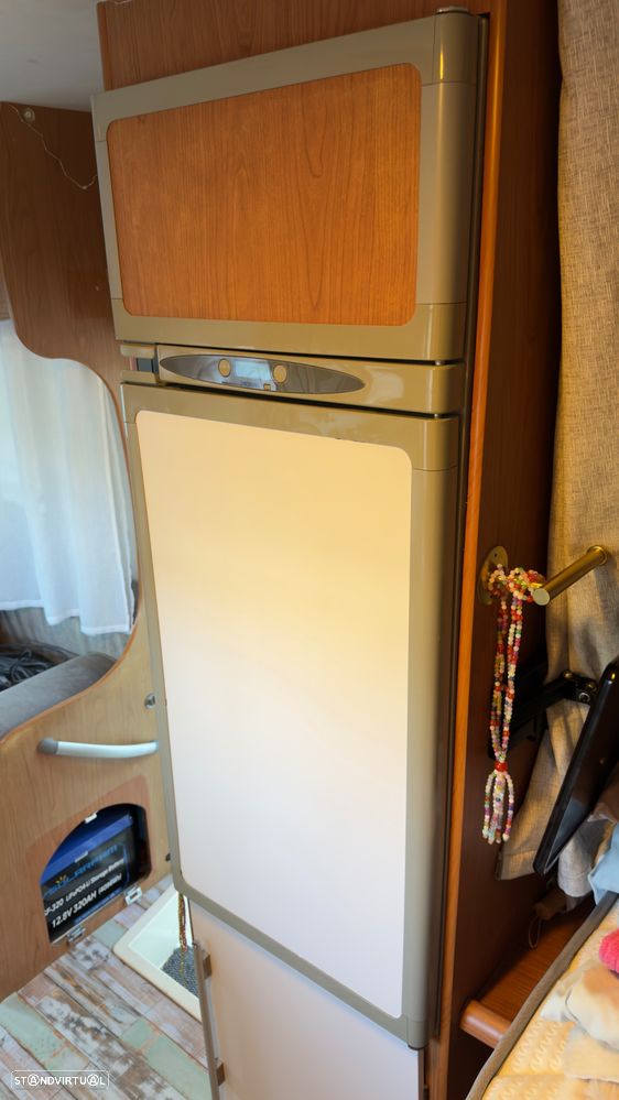 Ford Transit 2.2 - 22