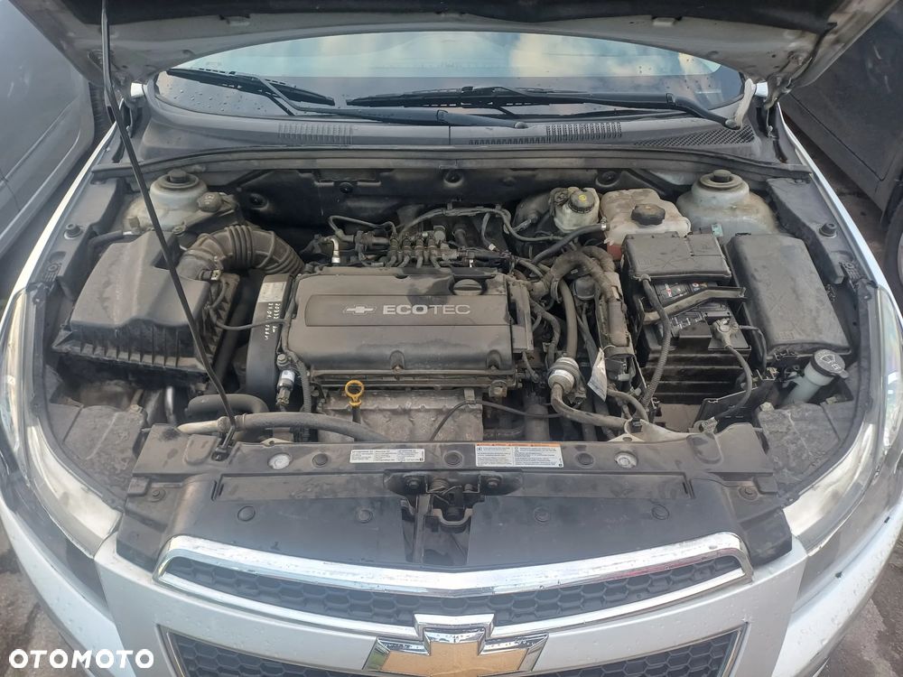 Chevrolet Cruze - 13