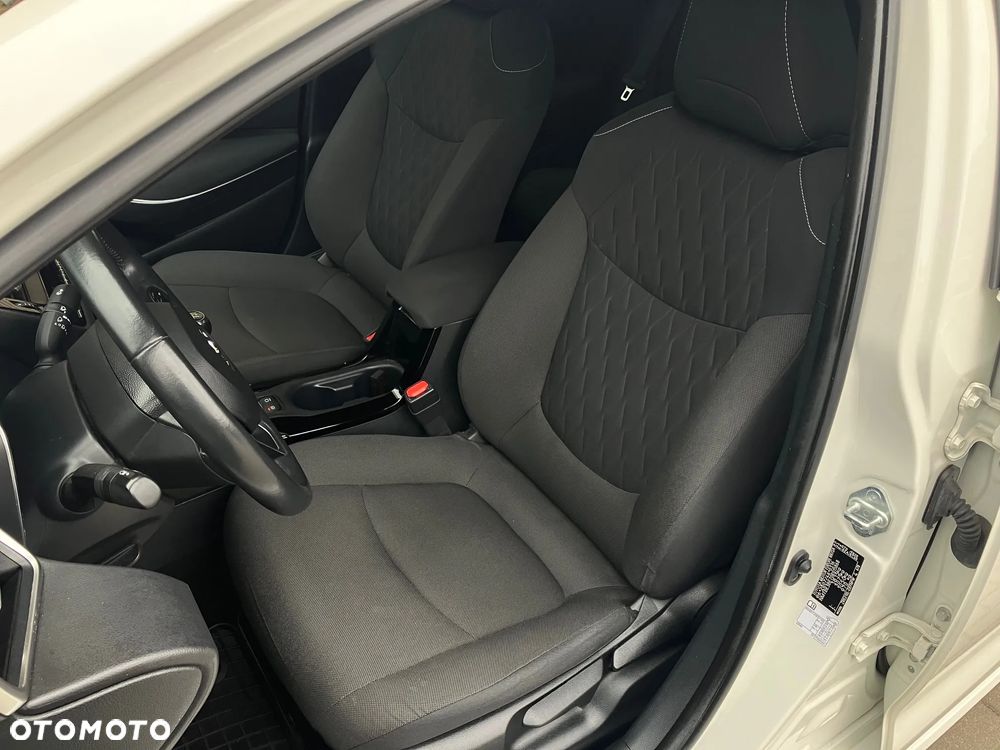 Toyota Corolla 1.6 Comfort - 31