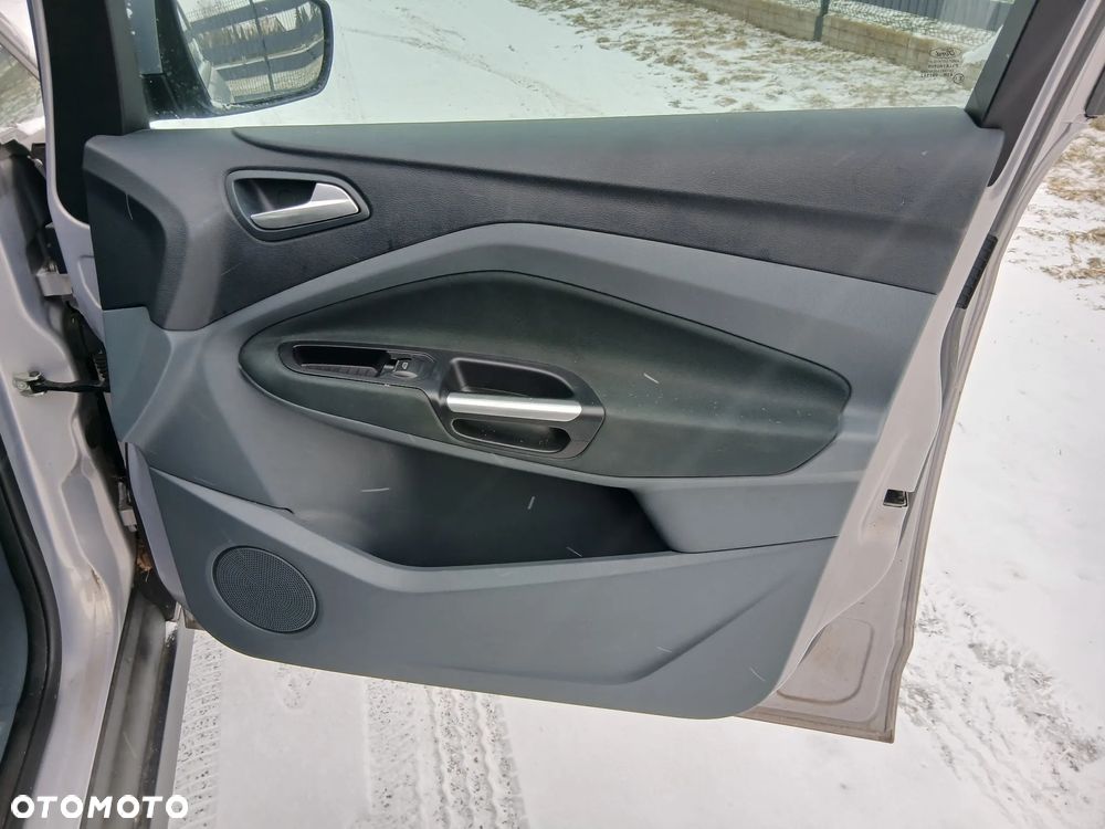 Ford C-MAX 1.6 EcoBoost Start-Stop-System Trend - 19