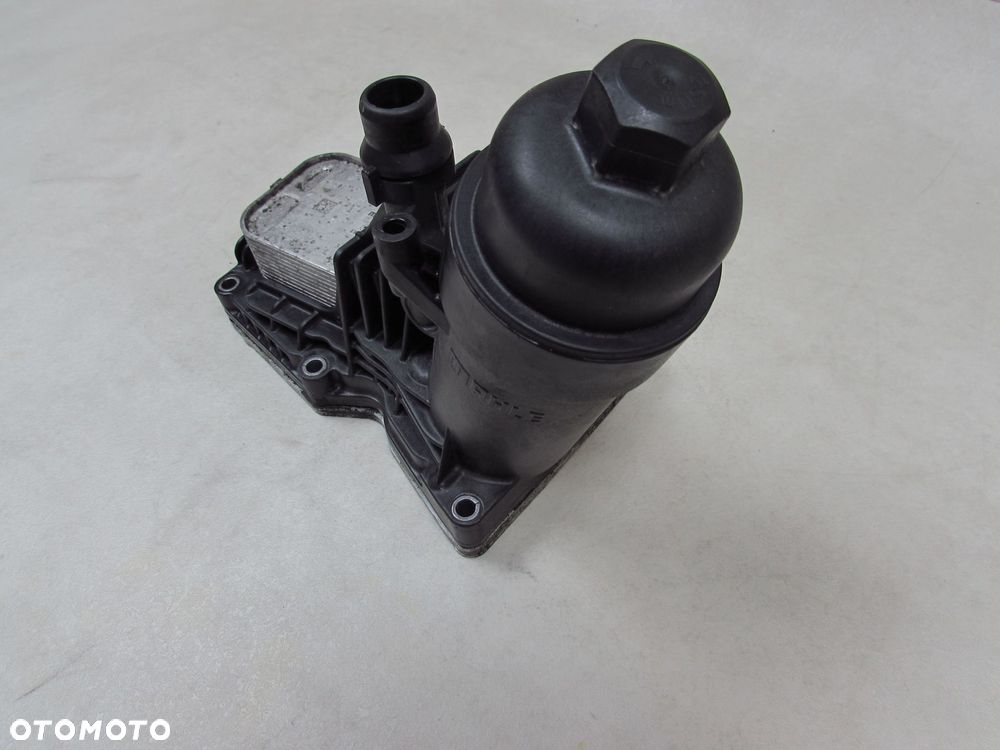 BMW F10 F11 F20 F30 E90 2.0 D N47 OBUDOWA FILTRA OLEJU CHLODNICZKA 170377932 70377354 8507626 - 2