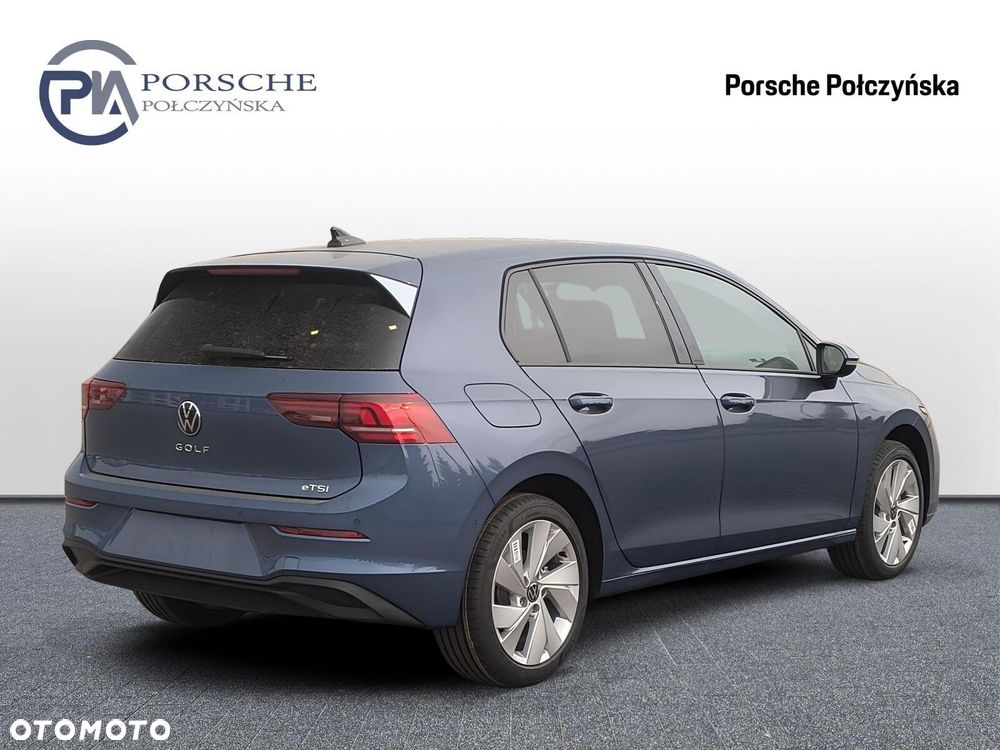 Volkswagen Golf - 6