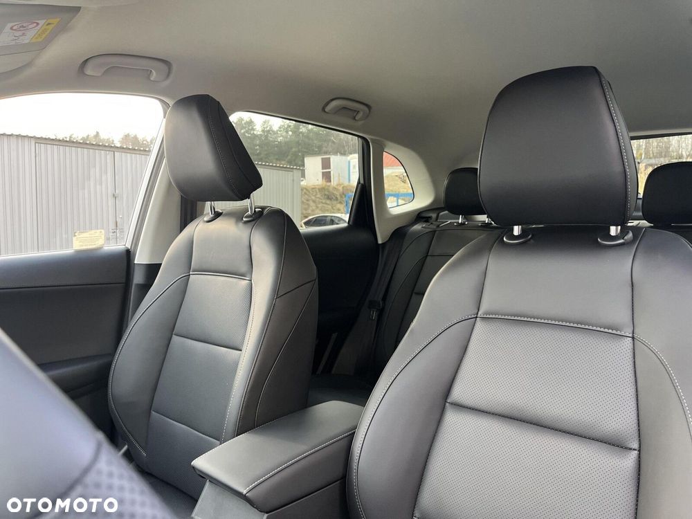 MG ZS Hybrid+ - 12
