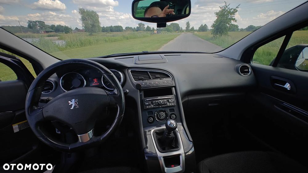 Peugeot 5008 HDI FAP 150 Premium - 21