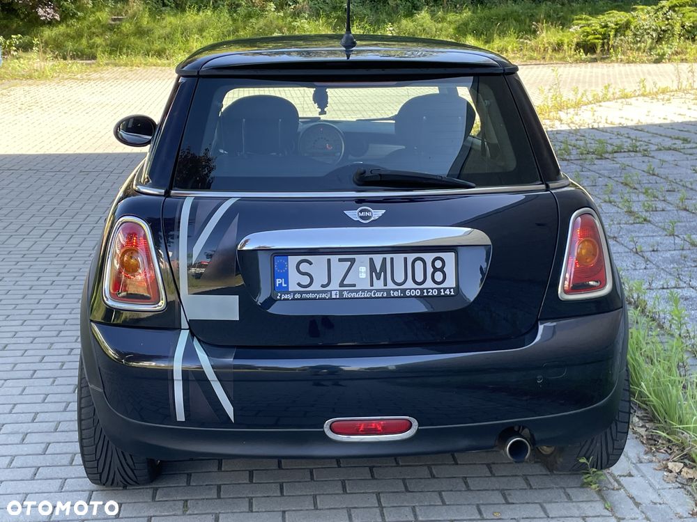 MINI Cooper Standard - 12