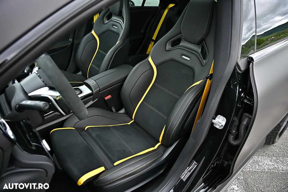 Mercedes-Benz CLA - 9