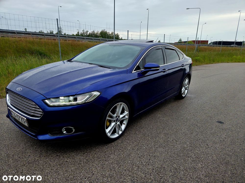 Ford Fusion - 2