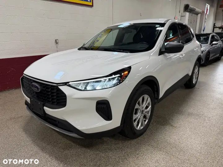 Ford Escape 2.0 EcoBoost AWD Titanium - 2