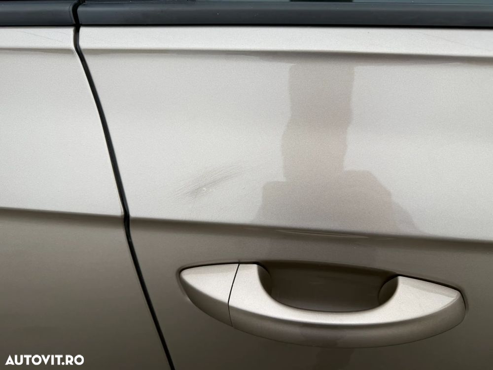 Volkswagen Touareg V6 TDI Style - 12