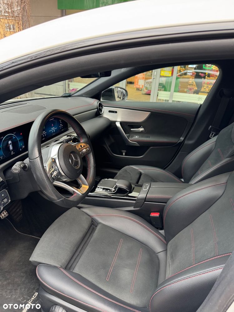 Mercedes-Benz CLA 220 AMG Line 7G-DCT - 8