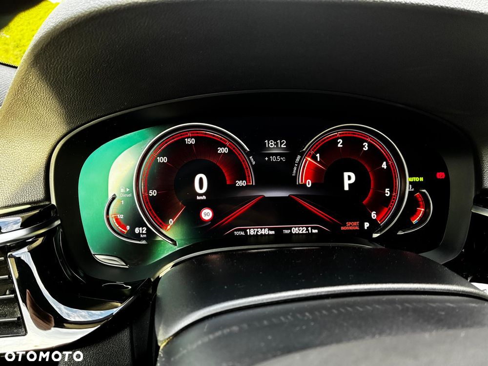 BMW Seria 5 520d Sport Line - 18