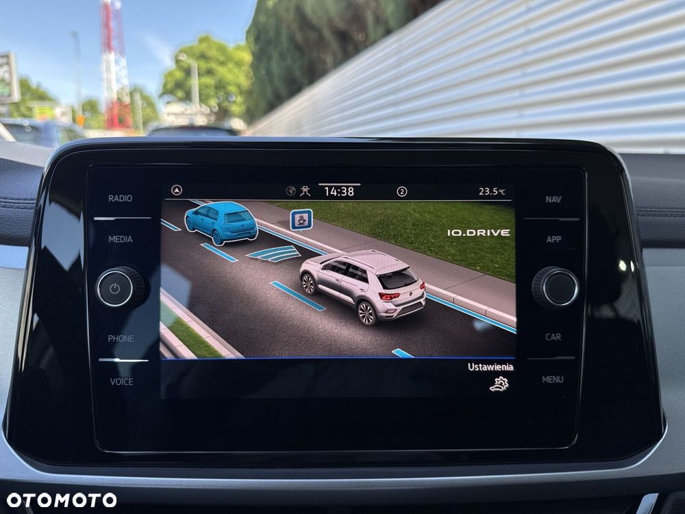 Volkswagen T-Roc 1.5 TSI Life DSG - 25
