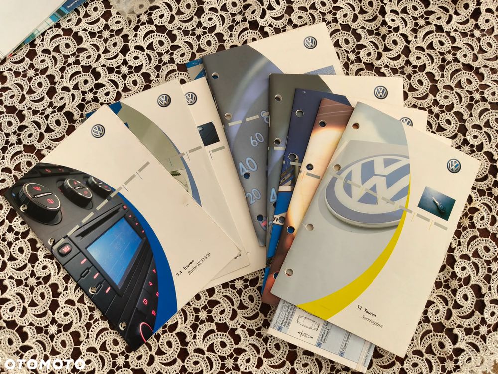 Volkswagen Touran 1.6 FSI Trendline - 31