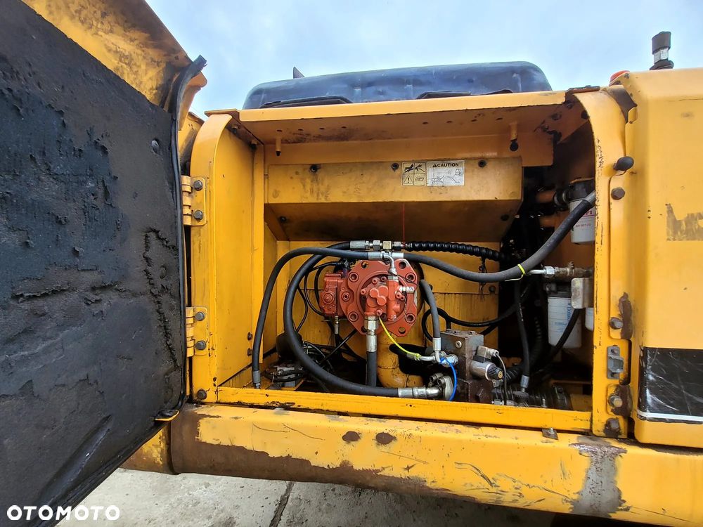 Hyundai 250LC-7 - 27