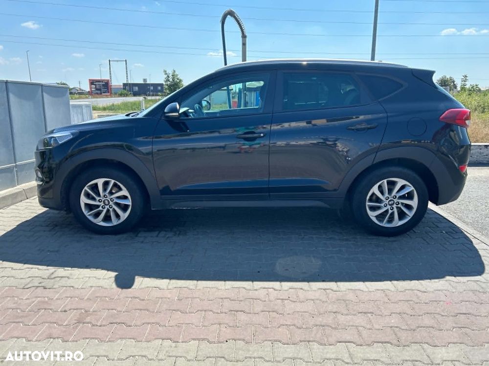 Hyundai Tucson blue 1.7 CRDi 2WD DCT Advantage - 1