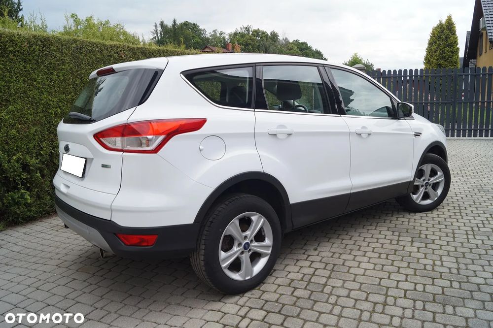 Ford Kuga 1.5 EcoBoost 2x4 SYNC - 11