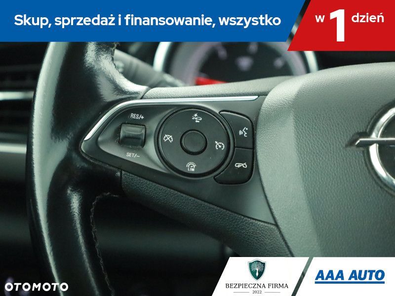 Opel Insignia - 17