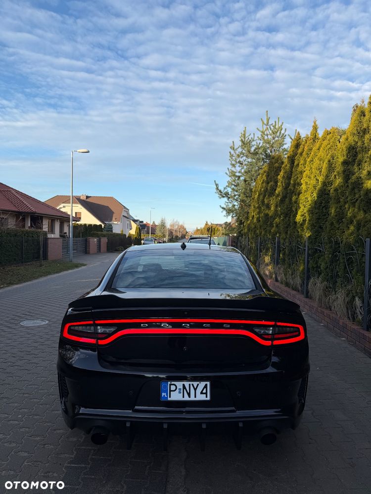 Dodge Charger - 7