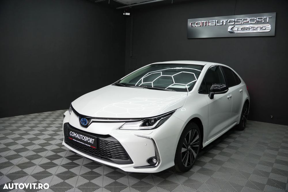 Toyota Corolla 1.8 HSD Dynamic - 3