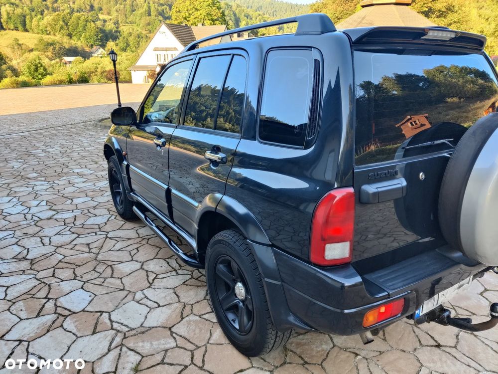 Suzuki Grand Vitara 2.5 V6 Comfort - 2