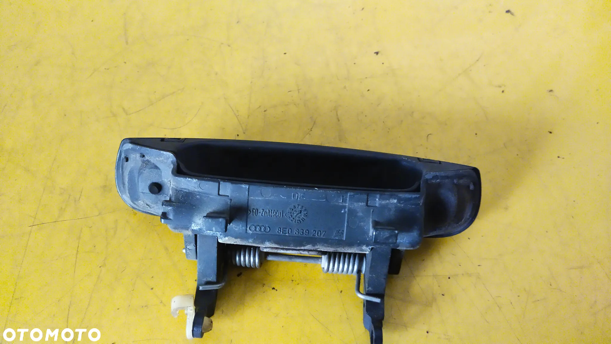 AUDI A4 B6 OE 8E0839207 klamka drzwi - 2