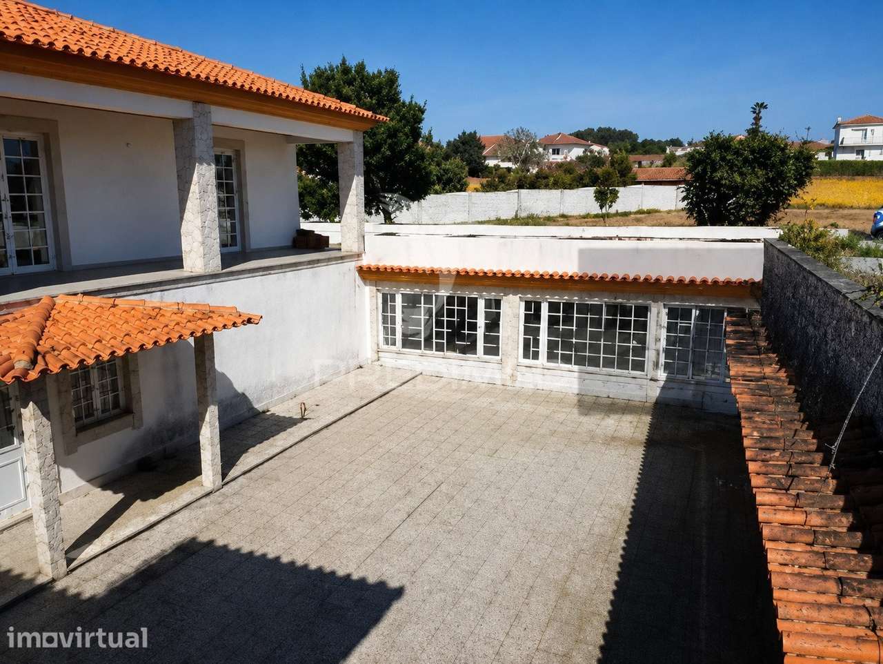 Moradia T5 Restaurada a 3 km da Praia de Esmoriz - Grande imagem: 2/10