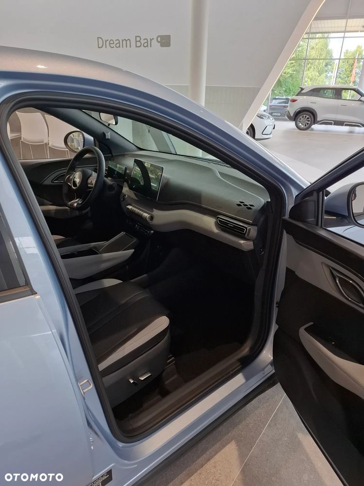 BYD Dolphin Surf 43.2kWh Boost - 8
