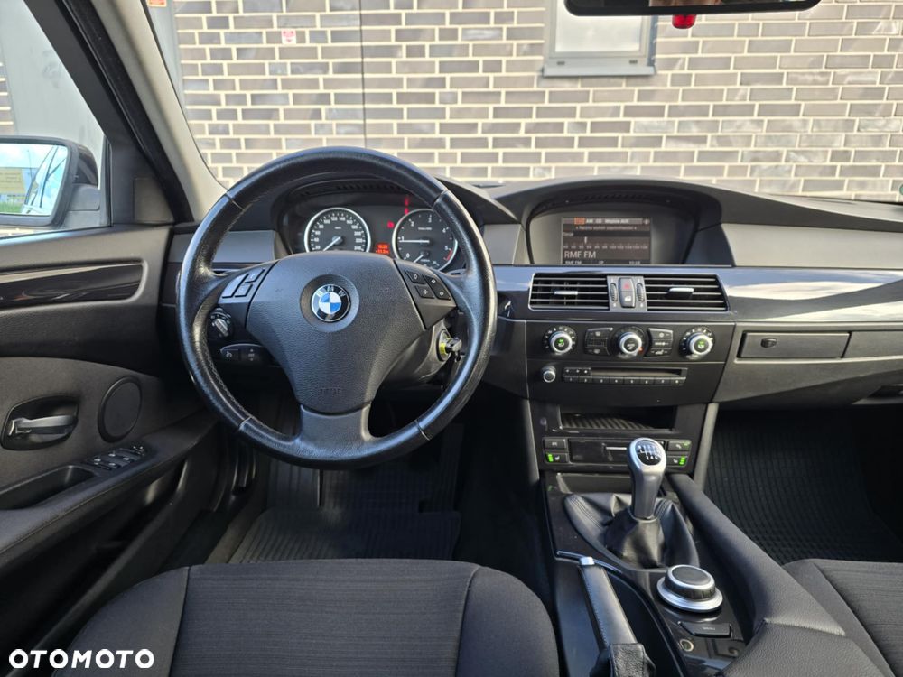 BMW Seria 5 520d Edition Fleet Exclusive - 30