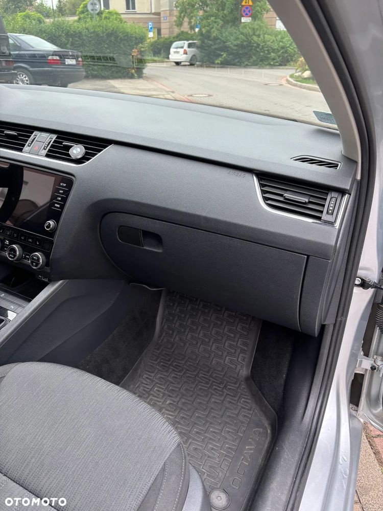 Skoda Octavia 1.5 TSI GPF ACT Clever - 17